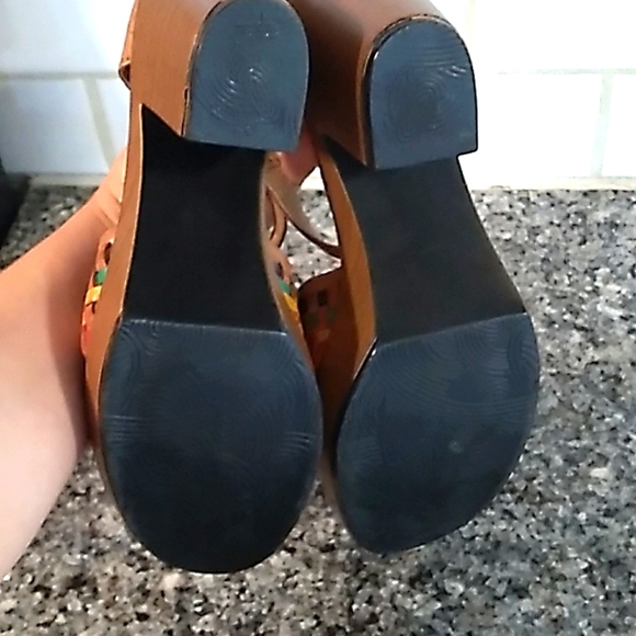 D'ARTE Leather Weaved Multicolor Platform Heels. Size 26 (Size 9 US) - Picture 9 of 14